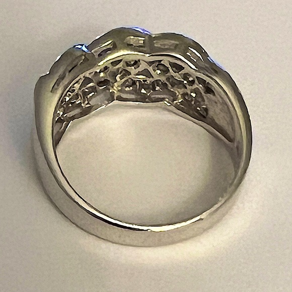 Sterling Silver with Cubic Zirconia Braided Ring - Picture 5 of 6